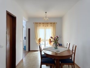 Dining - Cosy house near the beaches (Aljezur)