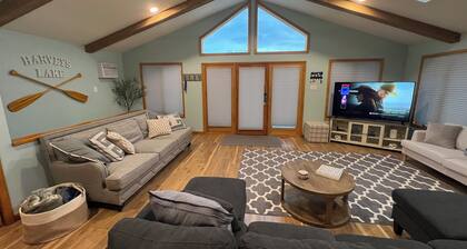 Lakeside Retreat at the Boat launch!!