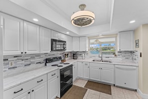 Fridge, microwave, dishwasher, coffee/tea maker