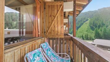 Monolocale Standard, vista montagna (Studio Valleverde 26B) | Balcone