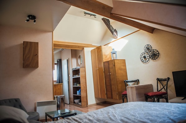Wifi gratis y ropa de cama