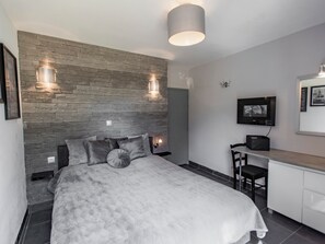 3 bedrooms, internet