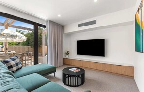 TV, fireplace, offices