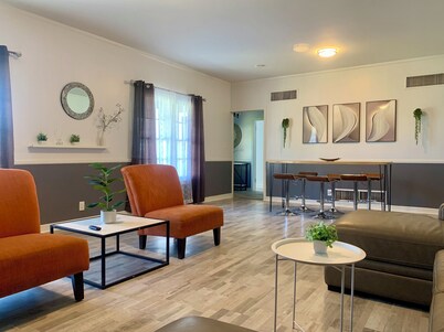 Charming 2-bedroom house in El Centro with WiFi, AC