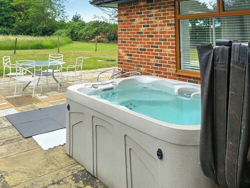 1 bedroom accommodation in Writtle, near Chelmsford