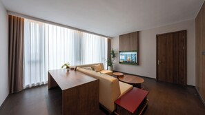 Luxury Suite, City View | Living area | Printers