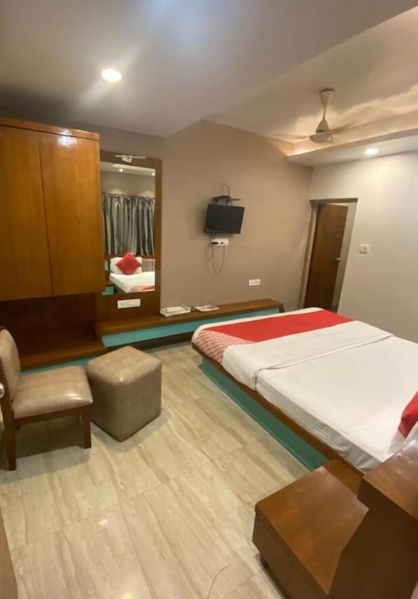 Deluxe Room | Free WiFi, bed sheets