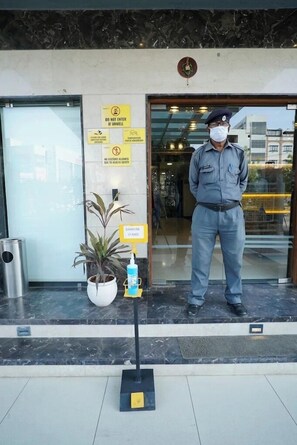 ห้องคลาสสิกดับเบิล, ระเบียง, วิวเมือง | Wi-Fi ฟรี