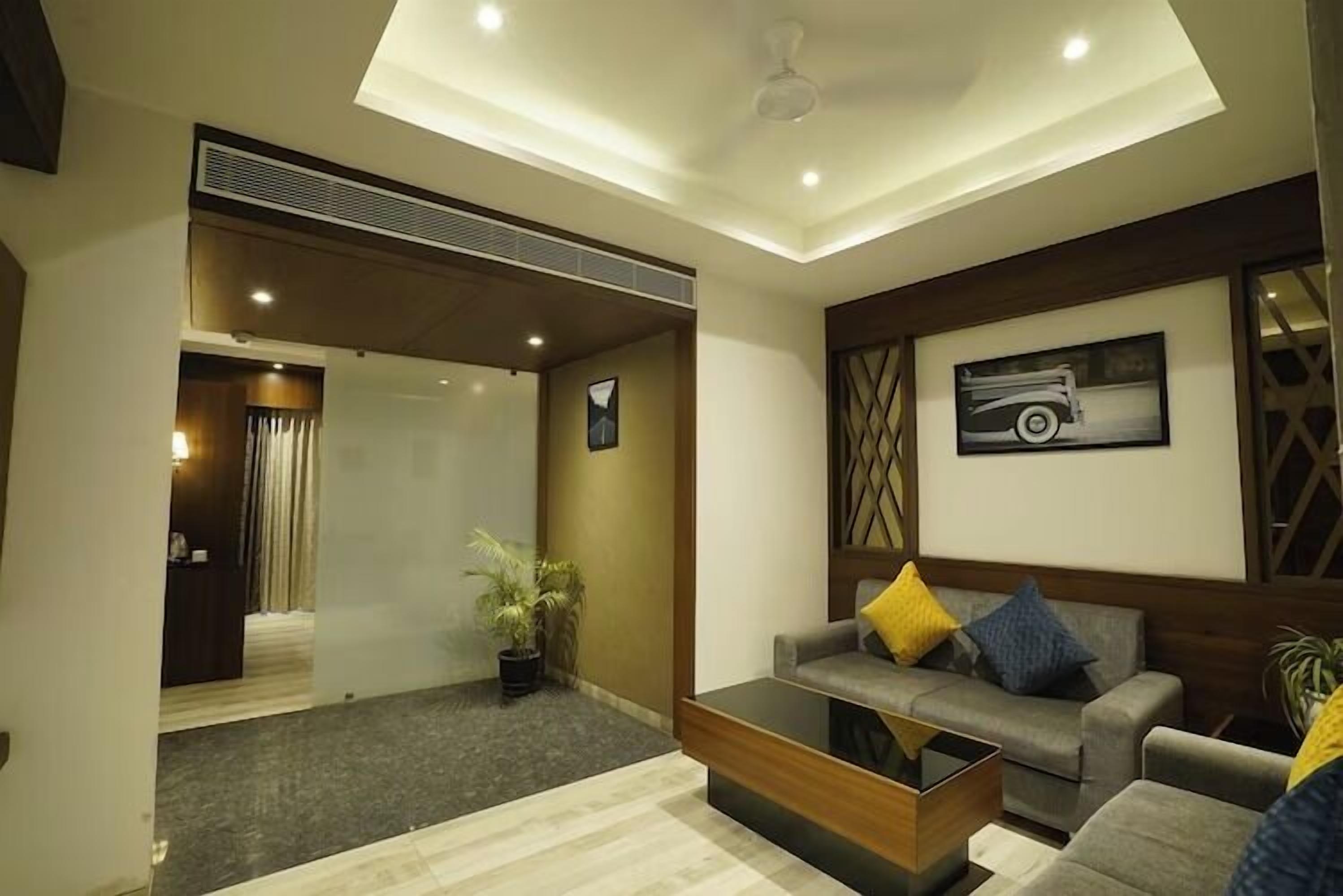 Suit Room With City & Balcony View | Living room