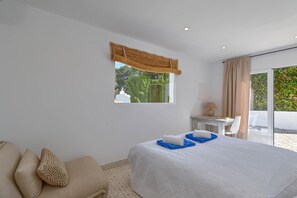 2 chambres, fer et planche à repasser, Wi-Fi, literie fournie