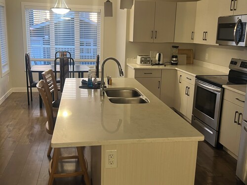 Family Friendly 3 bedroom Home Away from Home