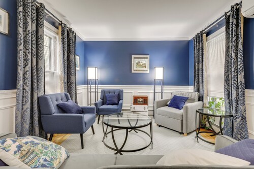 1 Mi to Dtwn Providence: East Side Retreat!