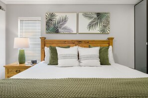 3 makuuhuonetta, silitysrauta/-lauta, Wi-Fi, vuodevaatteet