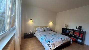 2 chambres, fer et planche Ă repasser, Wi-Fi, draps fournis