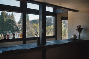 بار (في المنشاة)