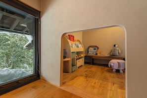 Premium bedding, down comforters, free minibar, free WiFi