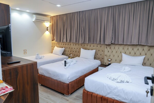 Economy Triple Room | Free WiFi