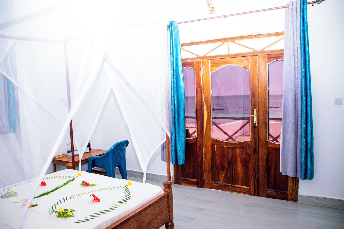 Deluxe Double Room, 1 Bedroom, Resort View | Laptop workspace, free WiFi