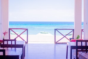 Exterior - Amazing Beach Hotel (Nungwi)