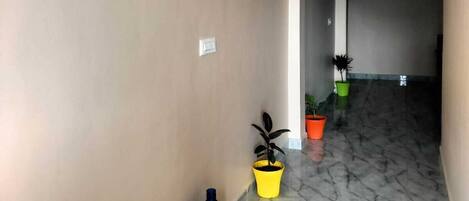 Ropa de cama de alta calidad, cubrecamas y colchones con efecto memoria