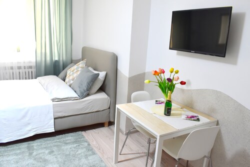 Charming 1-bedroom apartment in phenomenal Hlavní město Praha with WiFi