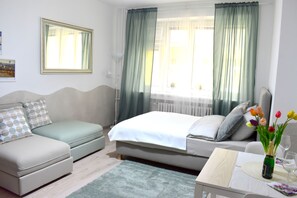 1 bedroom, iron/ironing board, WiFi, bed sheets