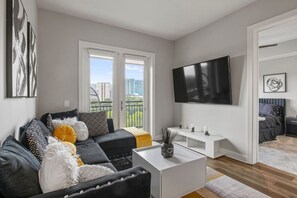 TV - Luxury Living In Buckhead (Atlanta)