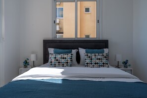 Apartment, 3 Bedrooms, Kitchen, Sea View