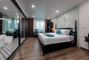 Premier Double Room, Bathtub, Mountain View | Minibar, desk, laptop workspace, blackout drapes