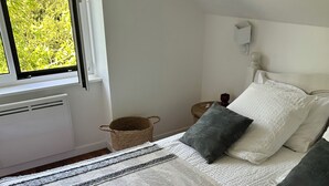 4 camere, ferro/asse da stiro, lenzuola