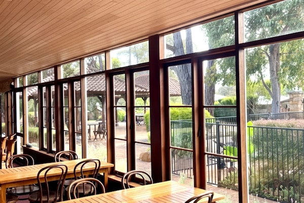 Tempat makan