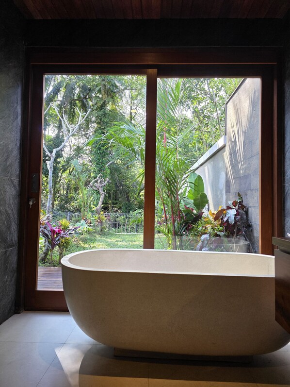 奢华别墅, 山景 | 浴室 | 免费洗浴用品、肥皂、洗发水、卫生纸