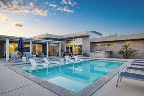 Pool - 2 Villas | Pool+Spa, Putting Green, Bocce | Polo Villas Solstice by AvantStay (La Quinta)