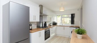 Derby House 2 Bed - Rolls Royce & Bombardier