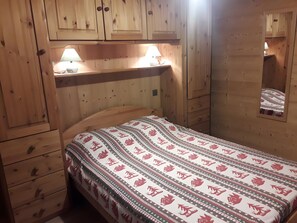 2 chambres, fer et planche à repasser, Wi-Fi