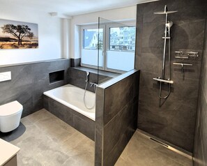Appartement | Badkamer