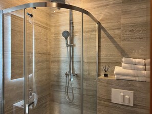 Hair dryer, towels, soap, toilet paper - Luxury apartment Central 2, Crikvenica, near beach and city center (Crikvenica)