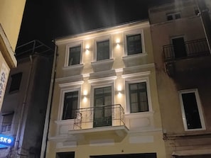 Exterior detail - Luxury apartment Central 2, Crikvenica, near beach and city center (Crikvenica)