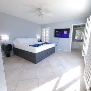 4 عدّة غرف نوم ومكواة/لوح كي وواي فاي وملاءات أسرّة