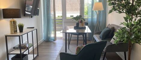 Télévision, table de tennis de table