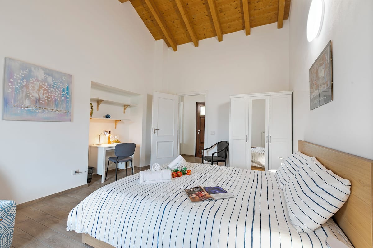Family Villa, Multiple Bedrooms, Mountainside (Residenza Quadrifoglio) | 3 bedrooms, free WiFi, bed sheets