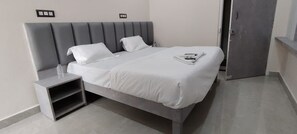 豪華開放式客房, 露台, 城市景 | 書桌、手提電腦工作空間、免費 Wi-Fi