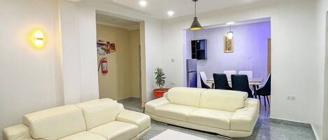 Family Apartment, Balcony, City View | Living area