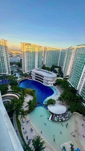 Pool - Azure Urban Resort Residences, 1BR Santorini 18th floor (Paranaque City)