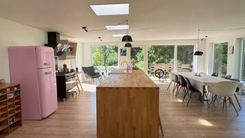 Réfrigérateur, lave-vaisselle