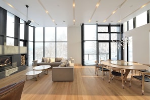 Luxury House, Mountain View | In-room dining