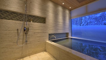 Luxury House, Mountain View | Bathroom