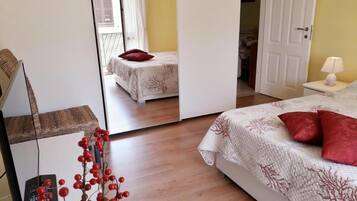 1 camera, Wi-Fi gratuito, lenzuola