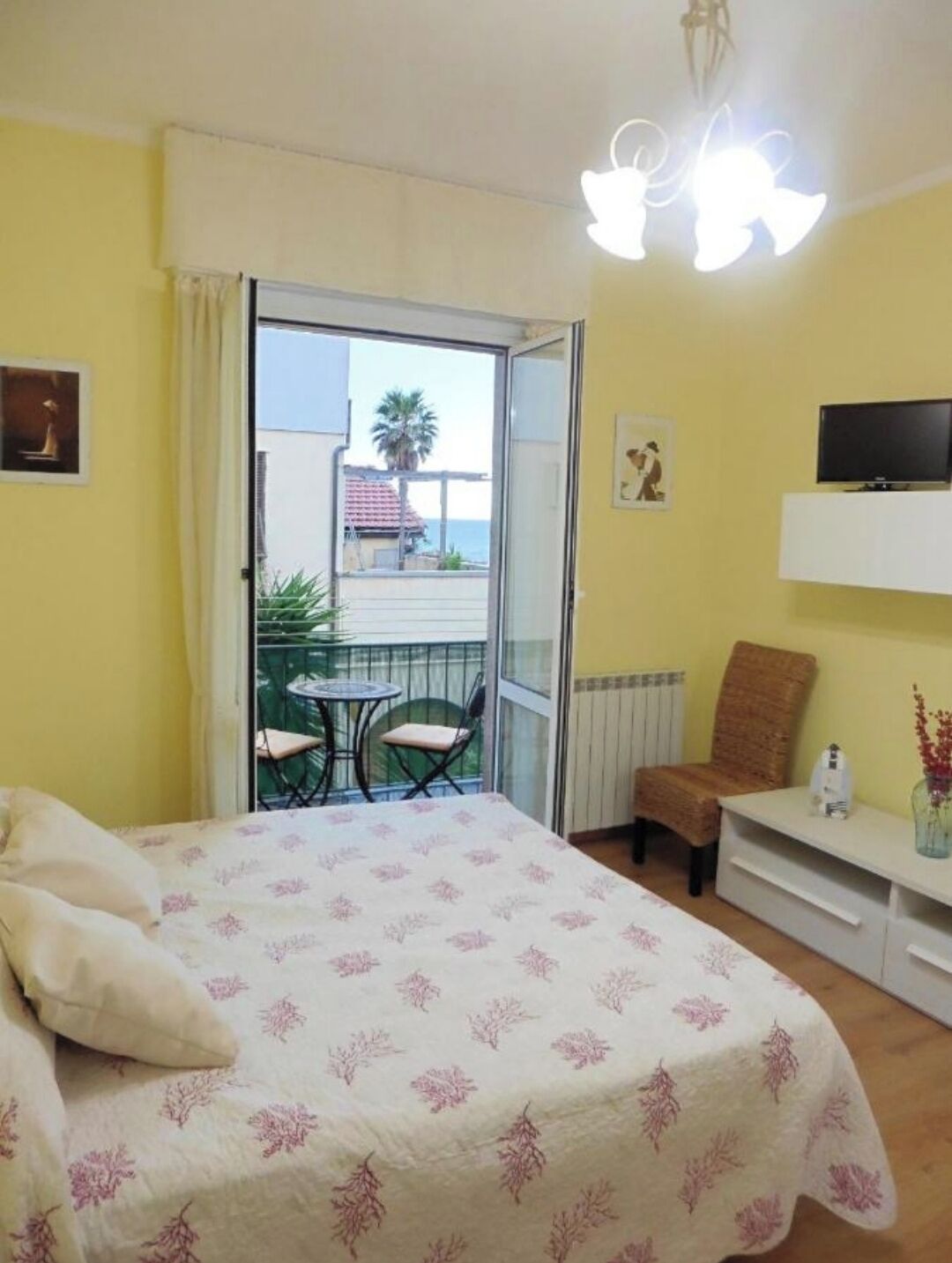 1 chambre, Wi-Fi gratuit, draps fournis