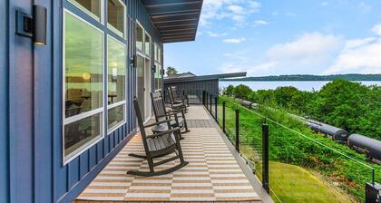 Stonegrove Residence